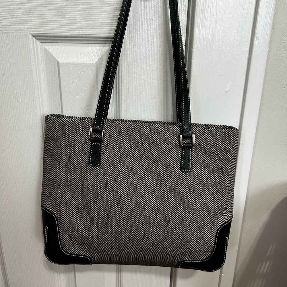 Vintage Lauren Ralph Lauren Black and Cream /white Patterned Tote - Picture 4 of 8